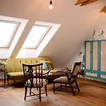Dream View Under The Castle Apartment *
