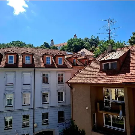 Stylish In The Historic Center Under The Castle Appartement *